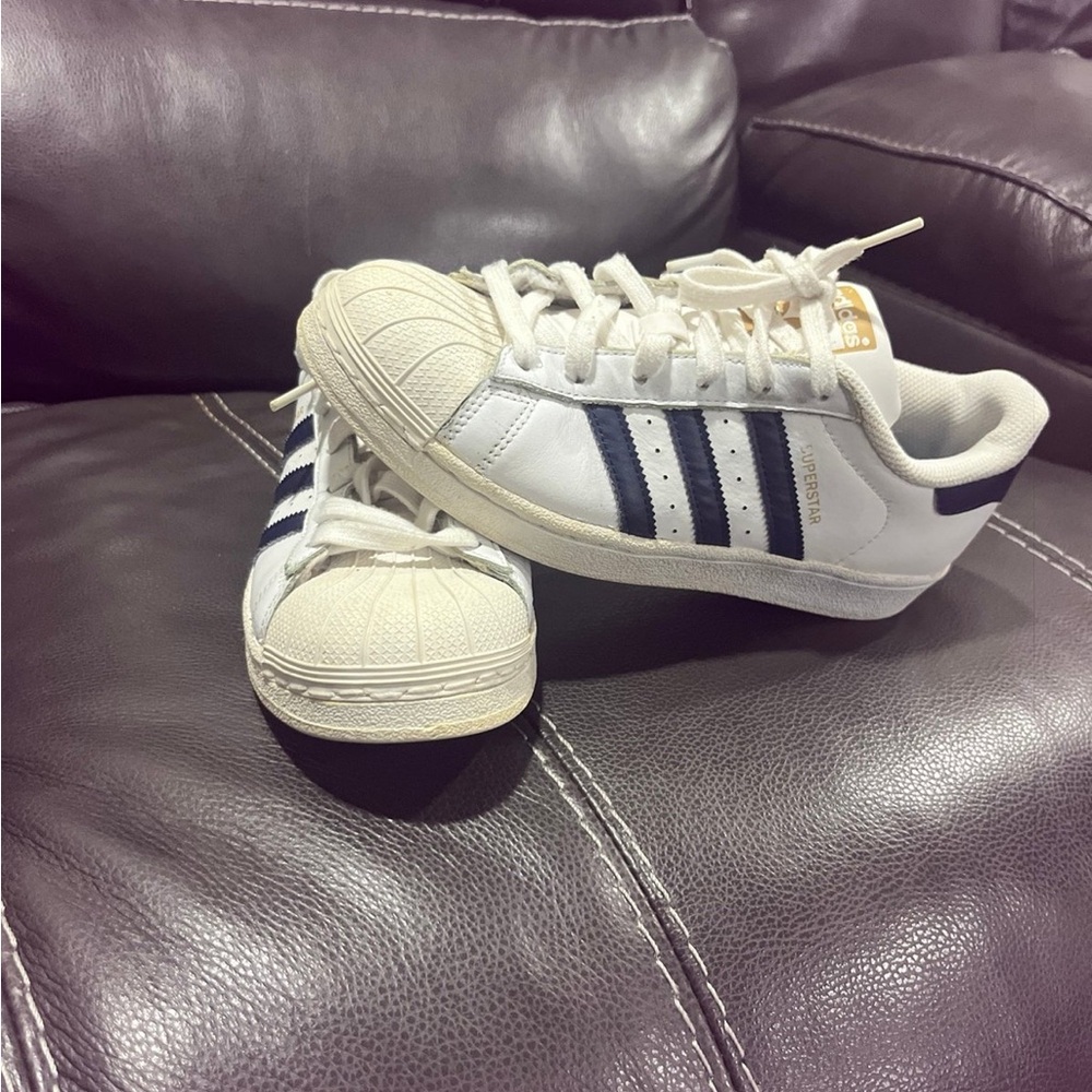 Adidas - Picture 4 of 8